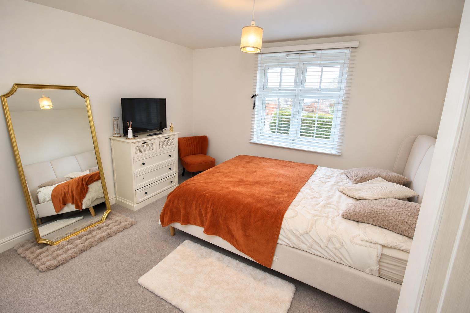 Chaucer Grove, Arborfield Green, Reading